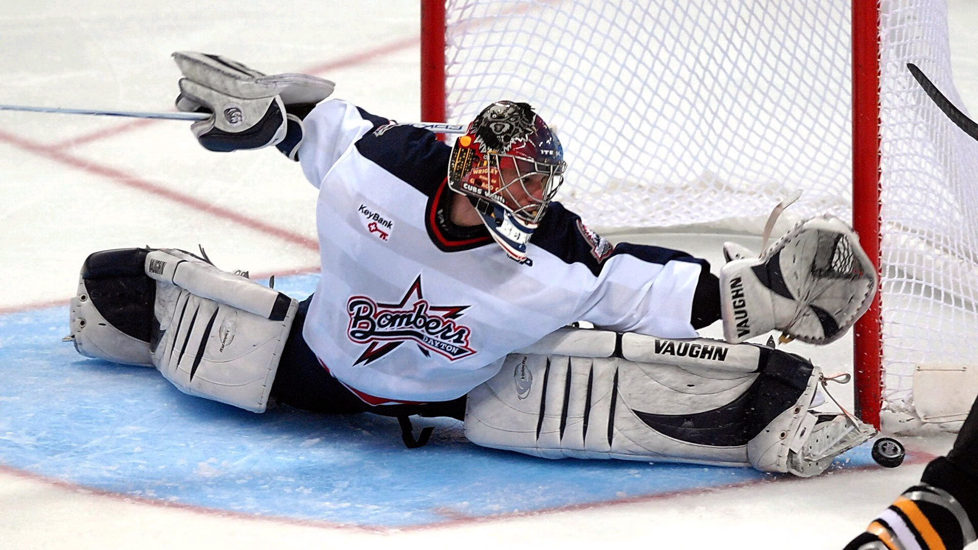 AYX GAMING-诺埃·庞蒂冲刺力十足挑战极限，庞蒂克fiero