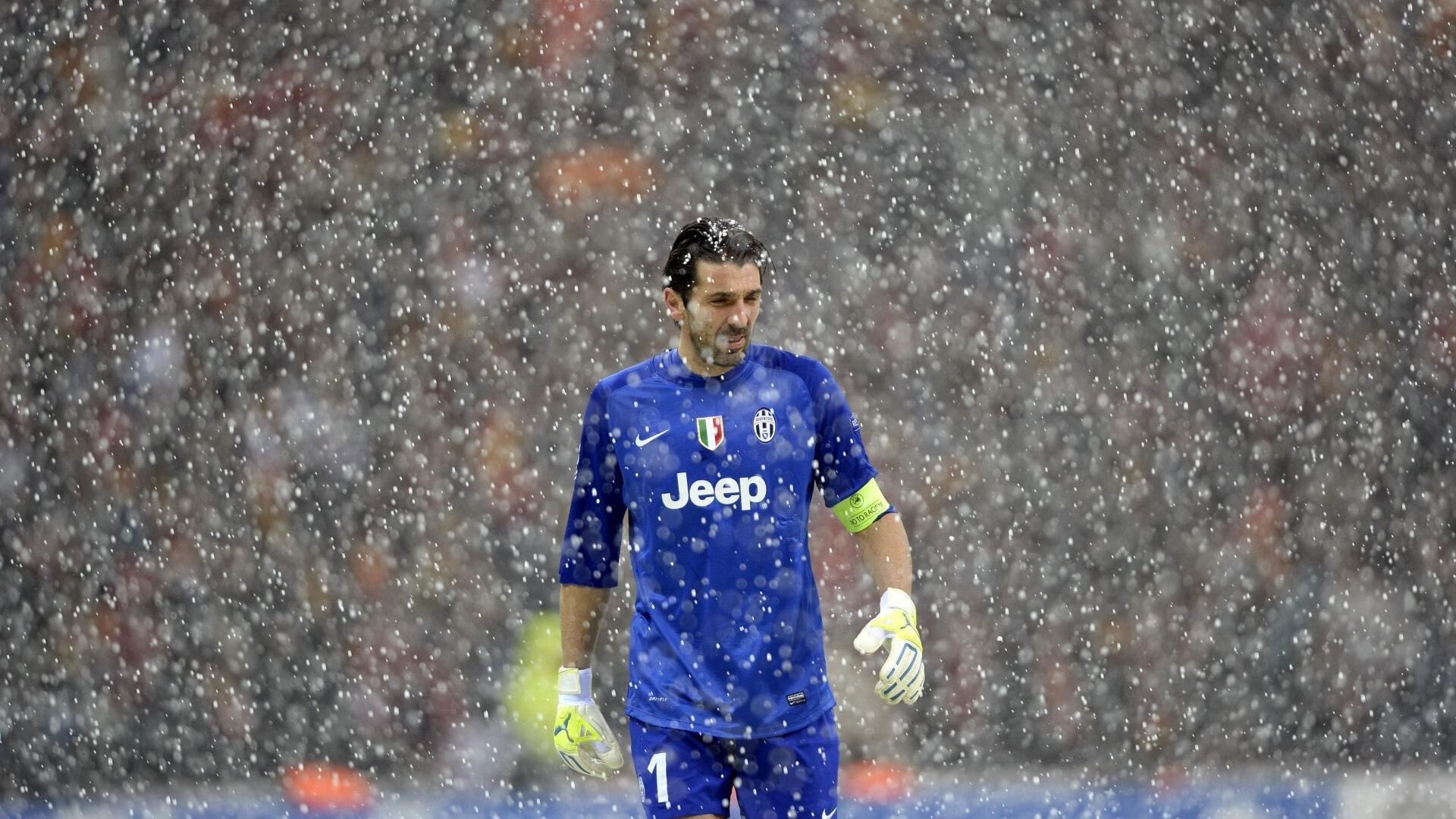 AYX体育官网-德甲速度之王：突破防线的瞬间令人震撼，德甲最快进球纪录